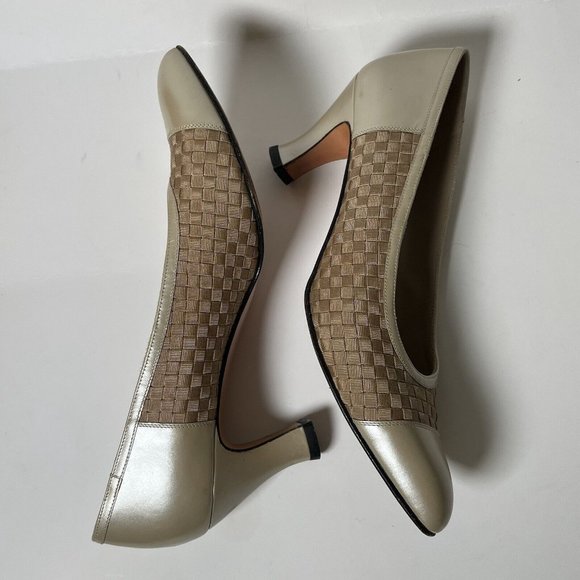 Salvatore Ferragamo Cream and Tan Woven Heels - Picture 10 of 16